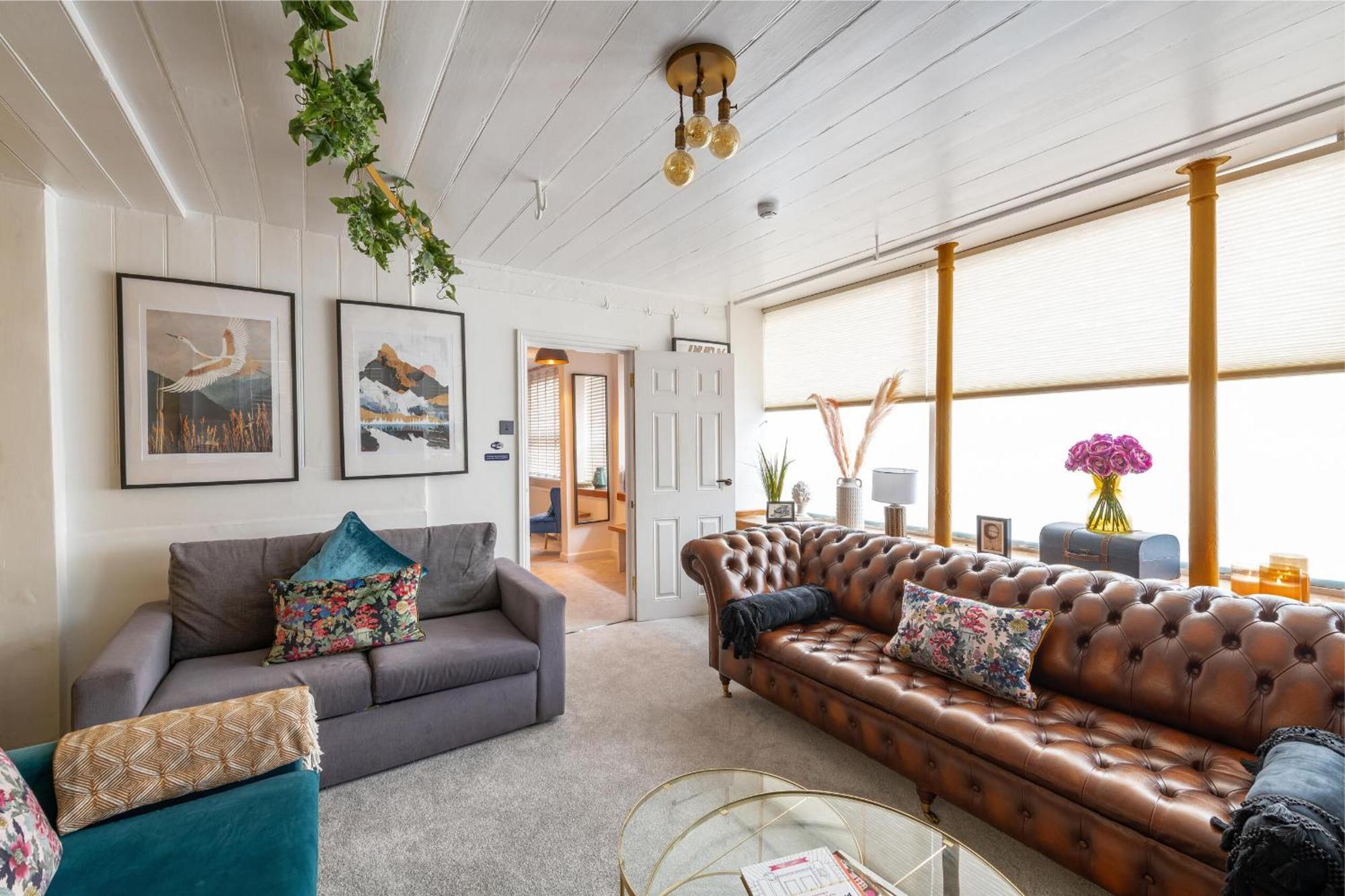 The Old Crescent Bakery - 4 Bedroom In By Mint Apartment Bath